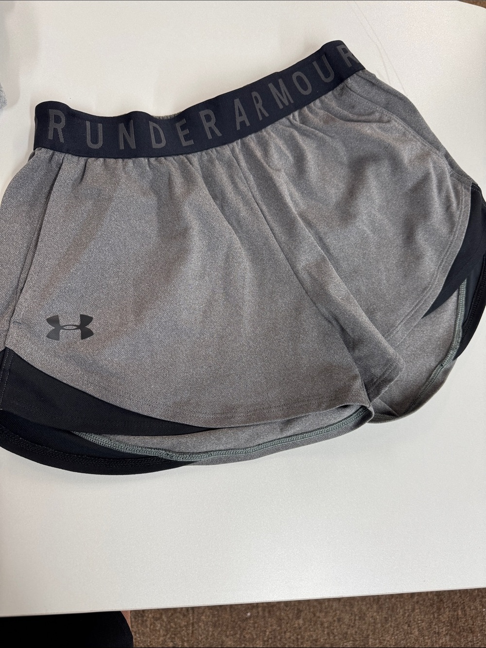 Under Armour Women's Gray Elastic-Waist Athletic Shorts